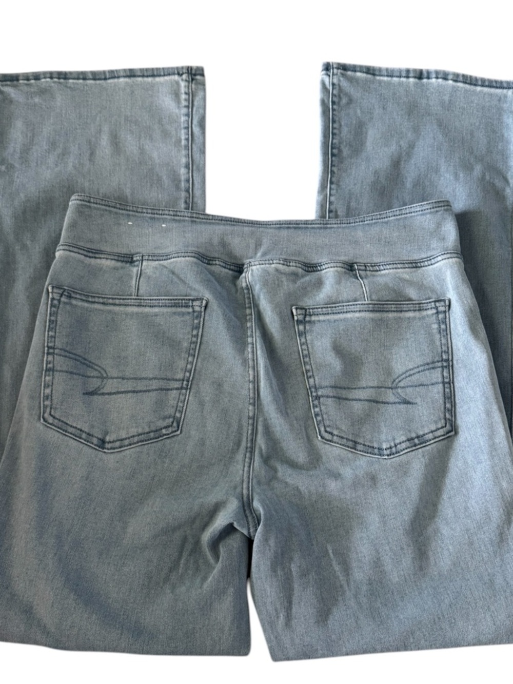 American Eagle Light Wash Bootcut Jeans Size Large - Picture 6 of 8